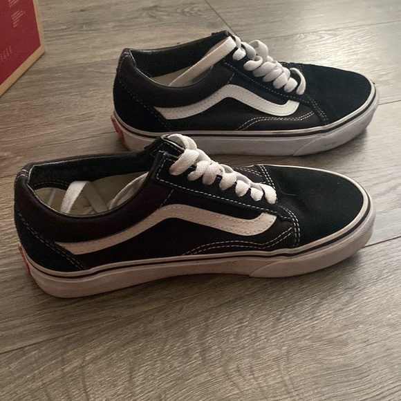 Black Vans Old Skool Women’s 6 - Picture 3 of 6